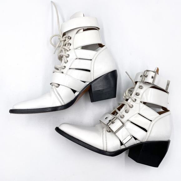 Chloe Rylee Boots White Leather Cutout Lace Up Pointed Toe Ankle Sz 38 / 8 - Picture 8 of 12